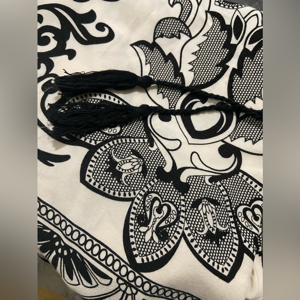 Flying Tomato black and cream patterned pants - Picture 6 of 6
